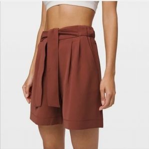 Lululemon Nori short size 8